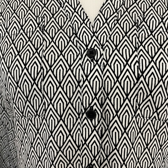 Express | Black/White Print Portifino Shirt | Size Small - Picture 5 of 6